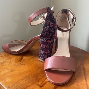 Nine West Heels With Aztec Print